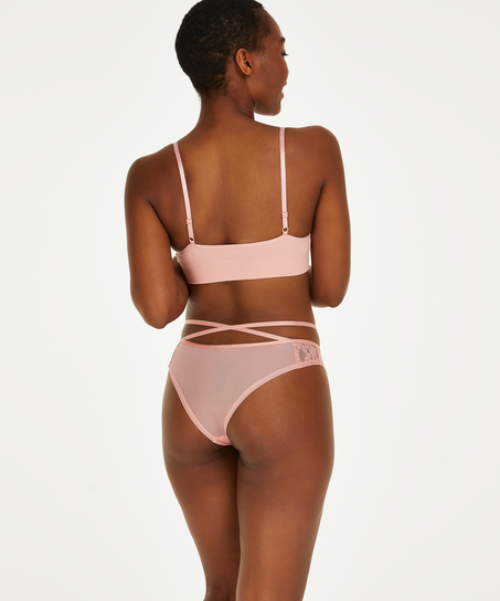 Isabelle Brazilian, Pink