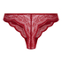 Isabelle Cheekini, Red
