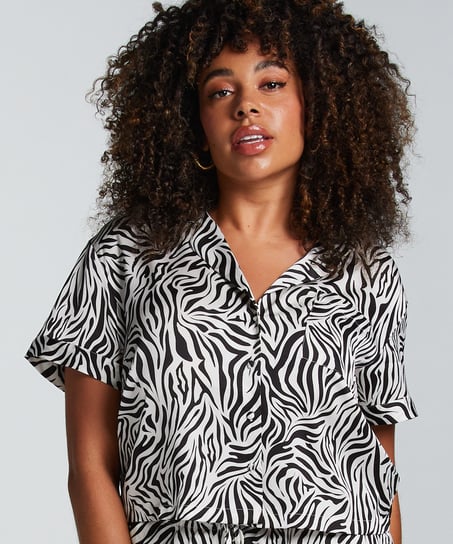 Satin Short-Sleeved Jacket, White