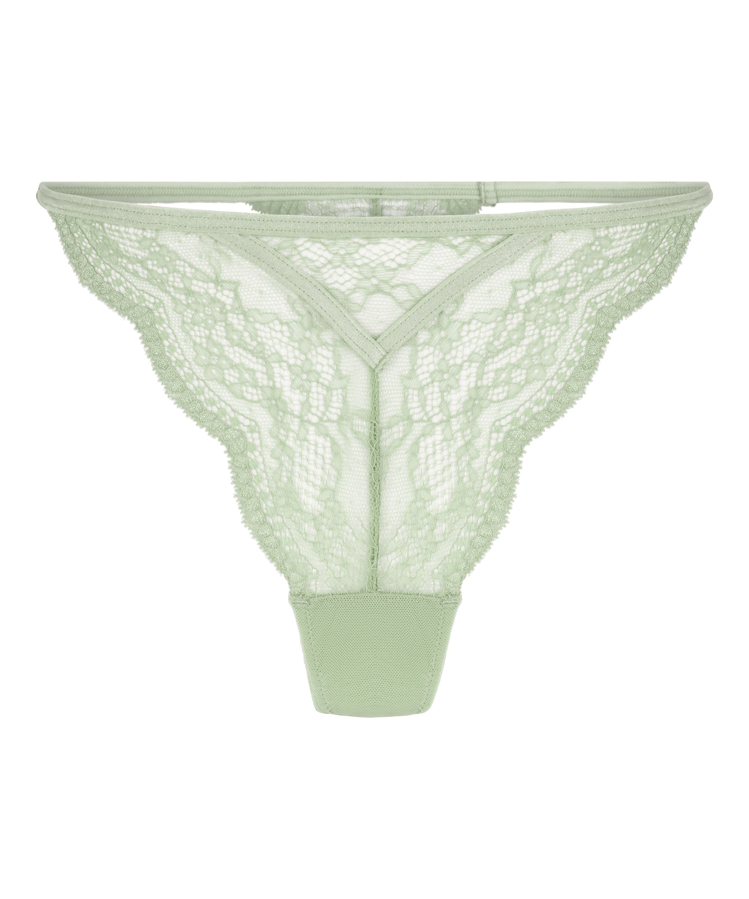 Isabelle Thong, Green