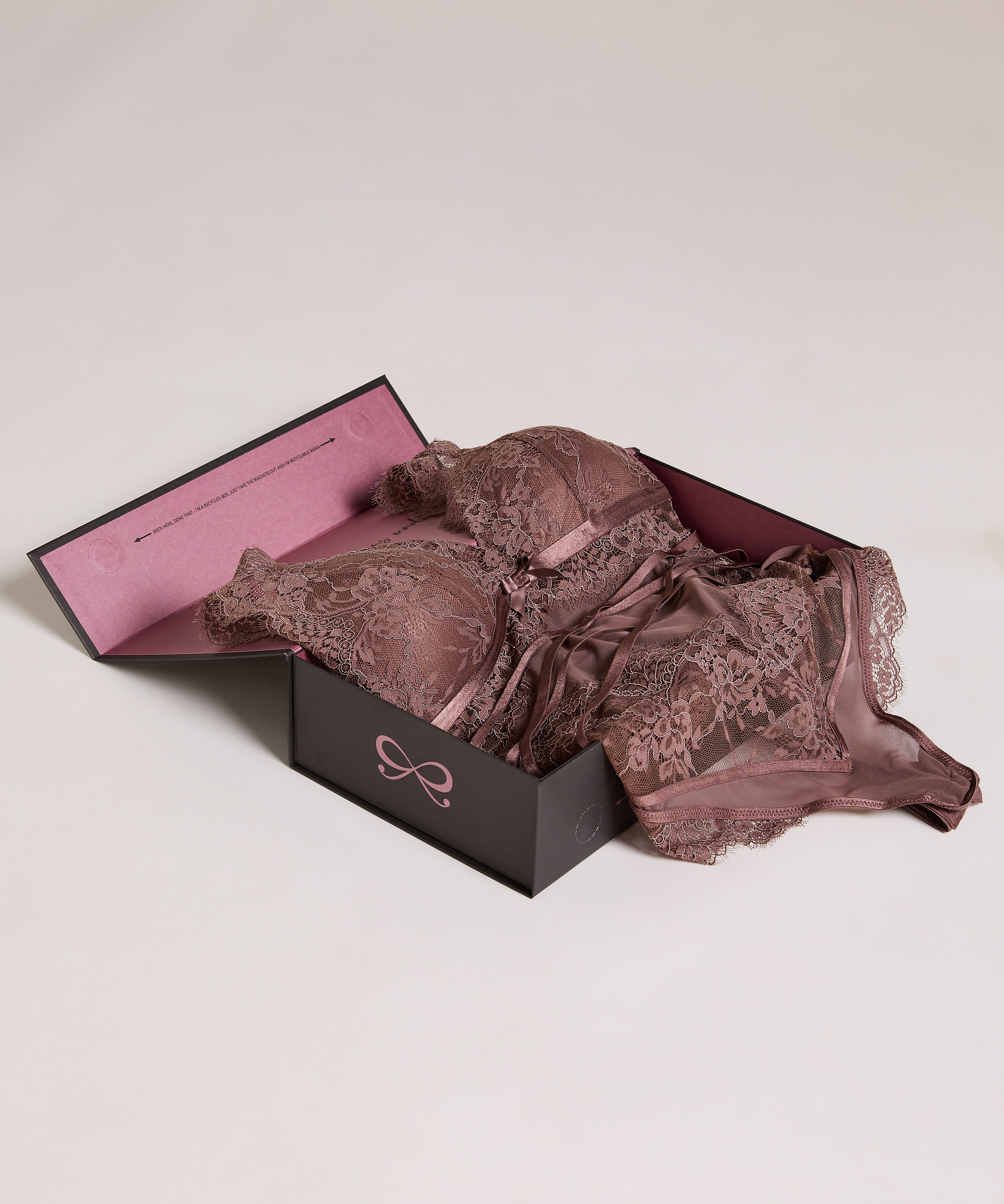 Luxury gift box Medium, Black, main