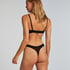 Zena Thong, Black