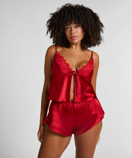 Short Mya, Red
