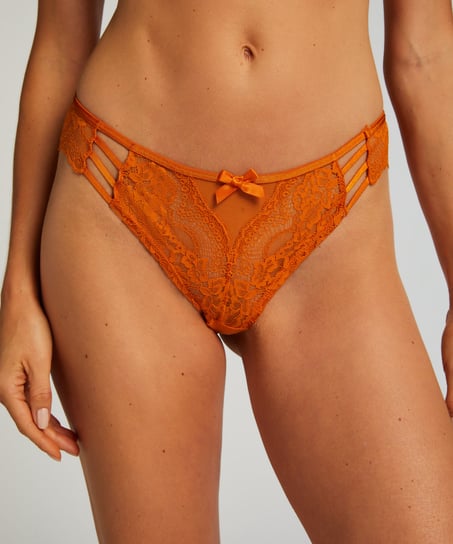 Belle Brazilian, Orange