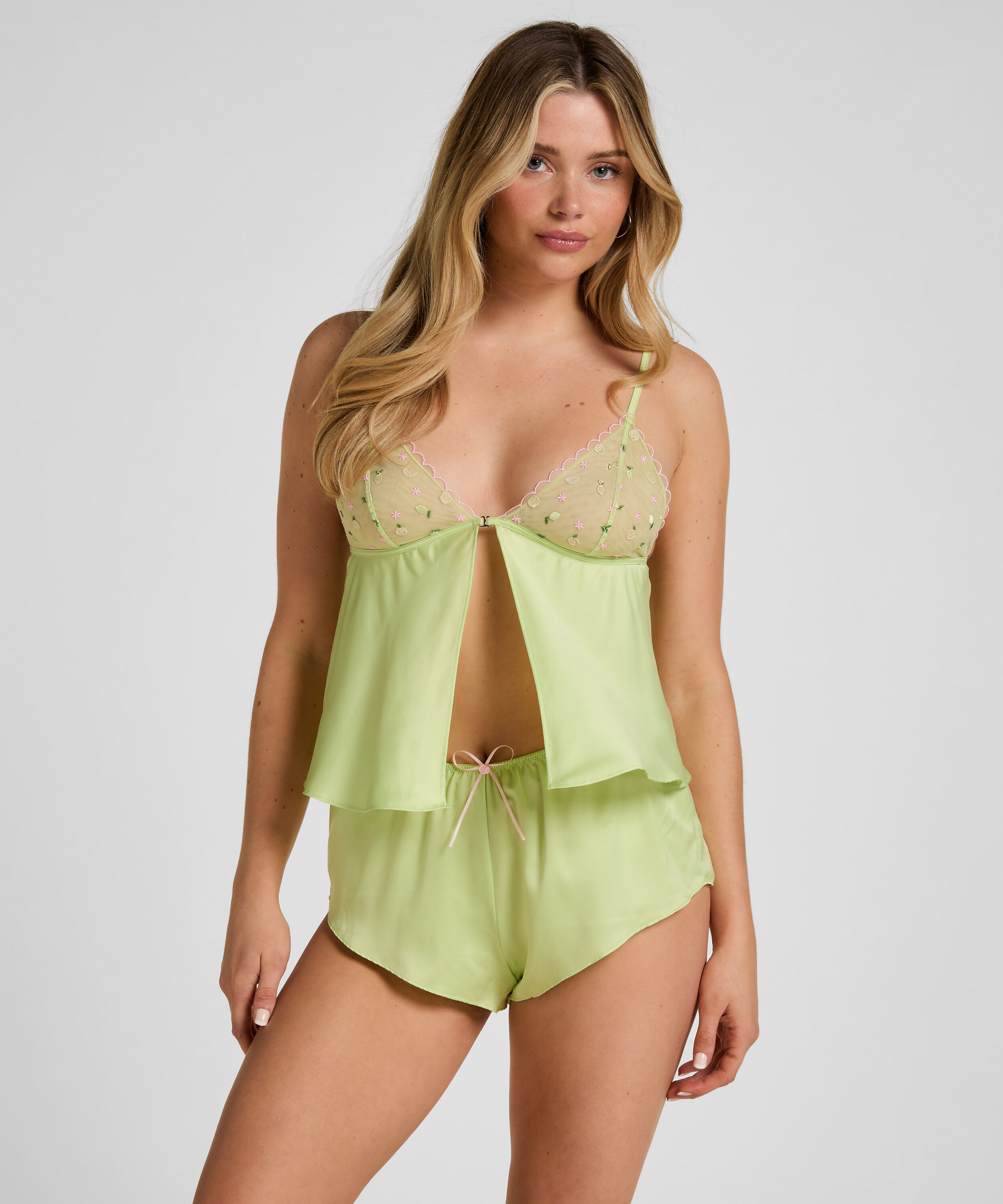 Short Harriet, Green