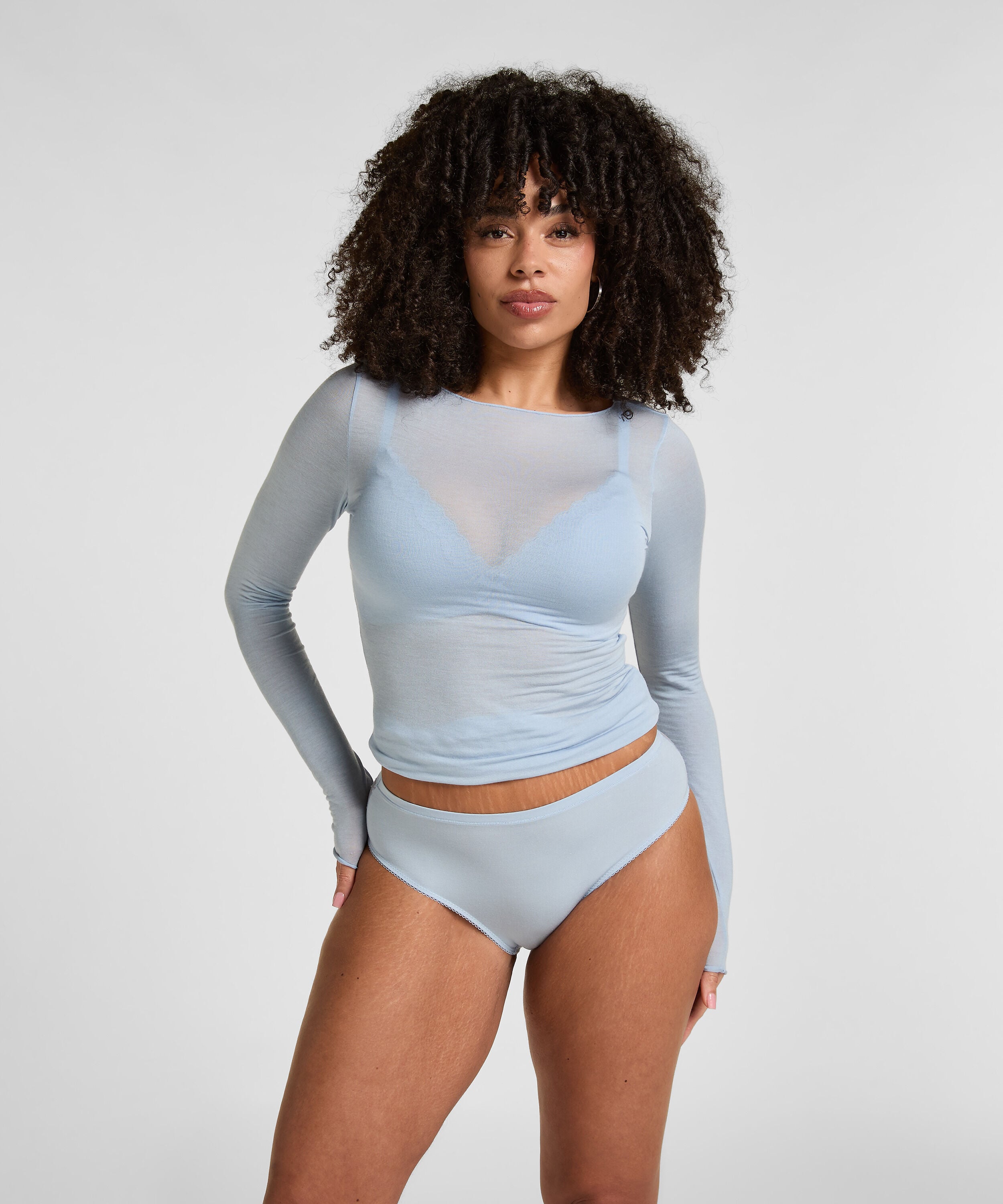 Alex Brazilian, Blue
