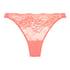 Sully Thong, Pink