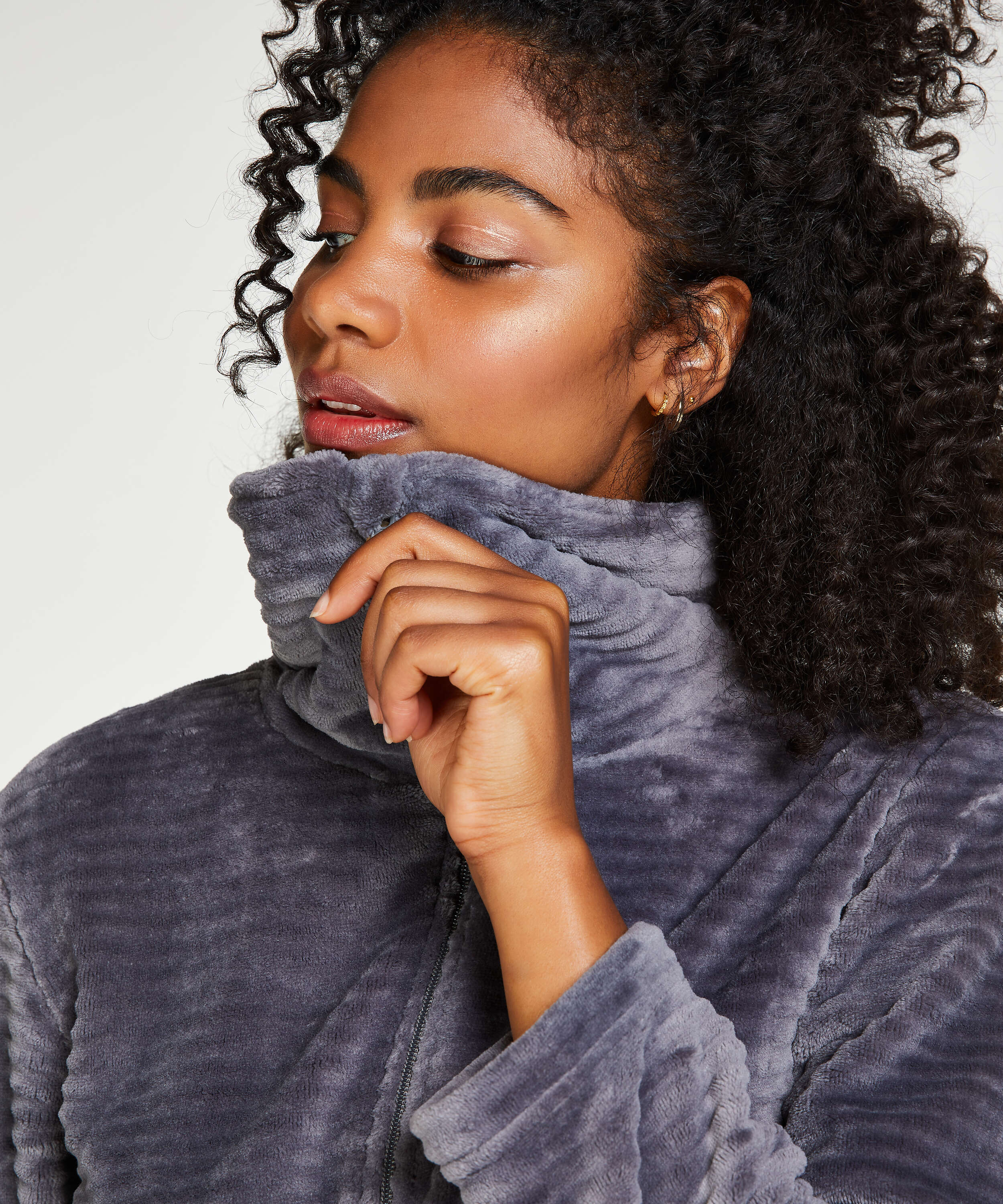 Fleece Zip Bathrobe for €39.99 Robes and Kimonos Hunkemöller