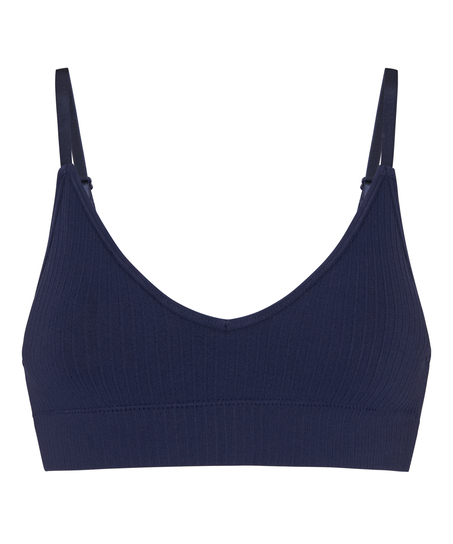 Dianne Bralette, Blue