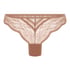 Isabelle Cheekini, Brown