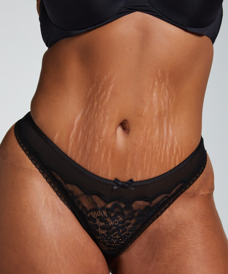 Kailey Thong, Black