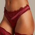 Zoe Thong, Red