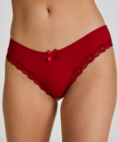 Lola Brazilian, Red