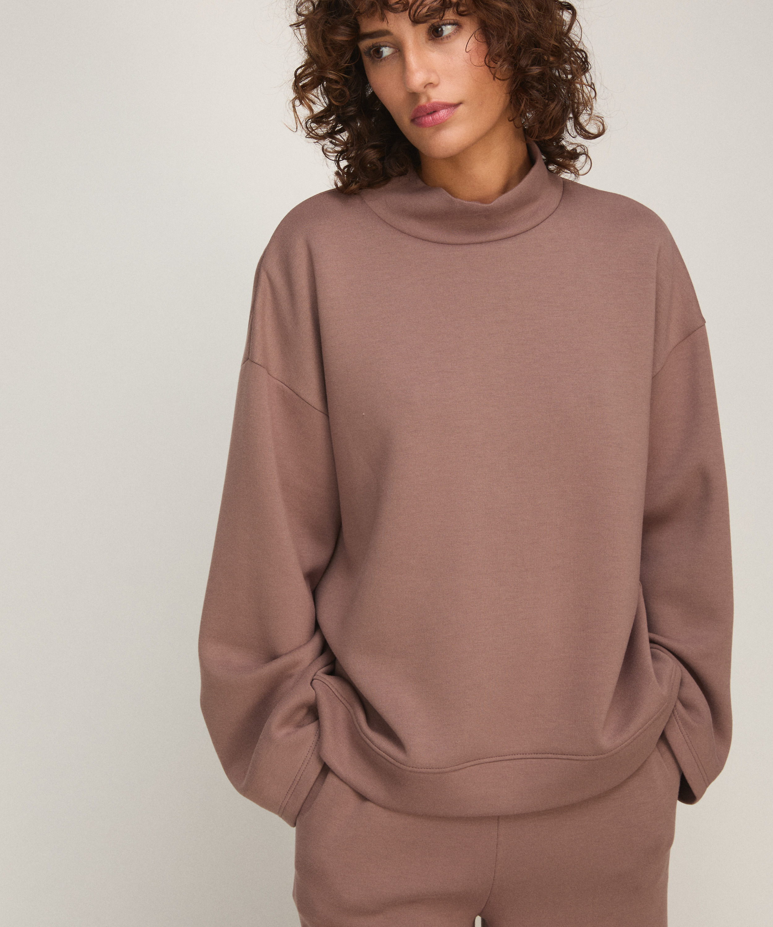 Top viscose mock neck, Brown, main