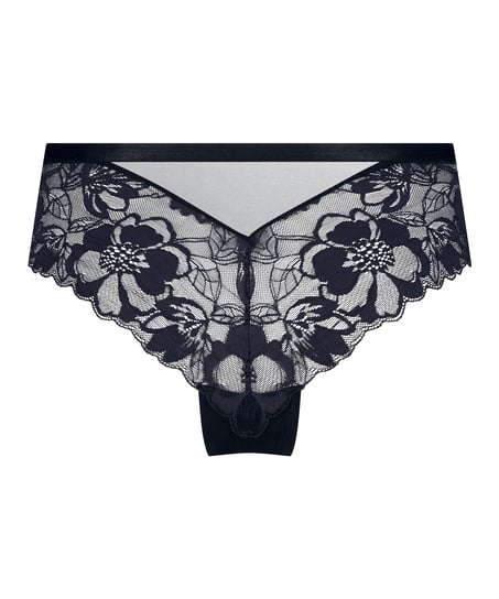 Sophia Brazilian, Black