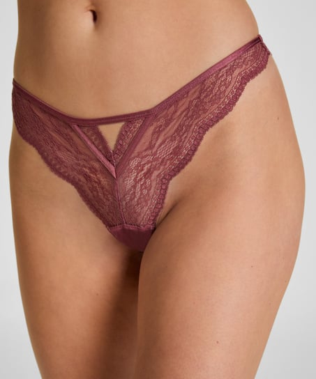 Isabelle Cheekini, Purple