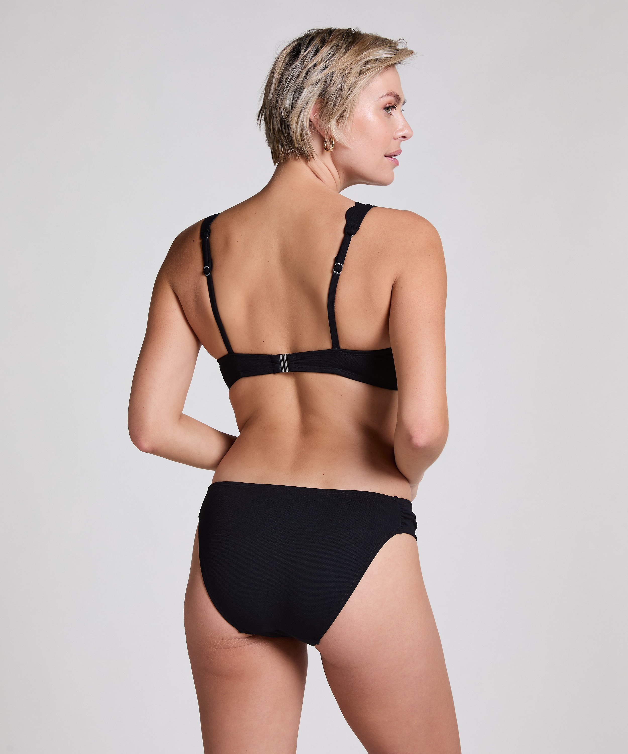 Scallop Rio Bikini Bottoms, Black, main