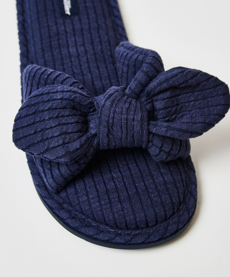 Structured knot slippers, Blue