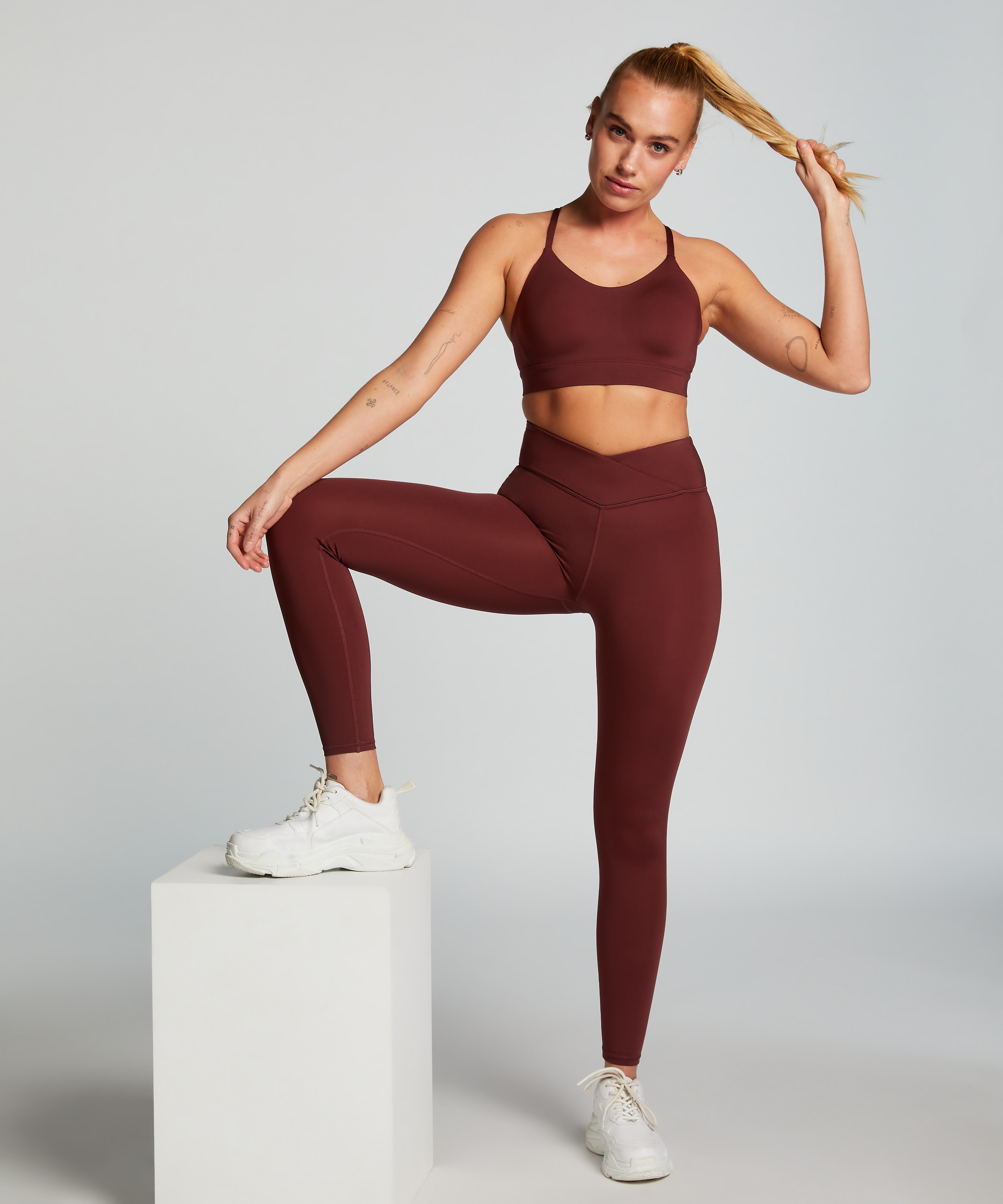 HKMX Crossed High Waisted Leggings, Red, main