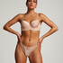 Nicole Thong, Pink
