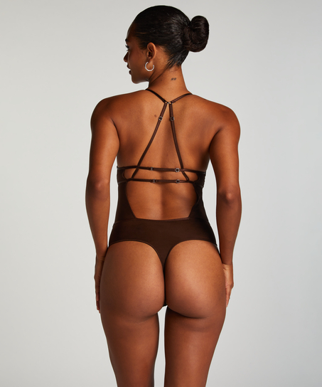 Rianne Body, Brown