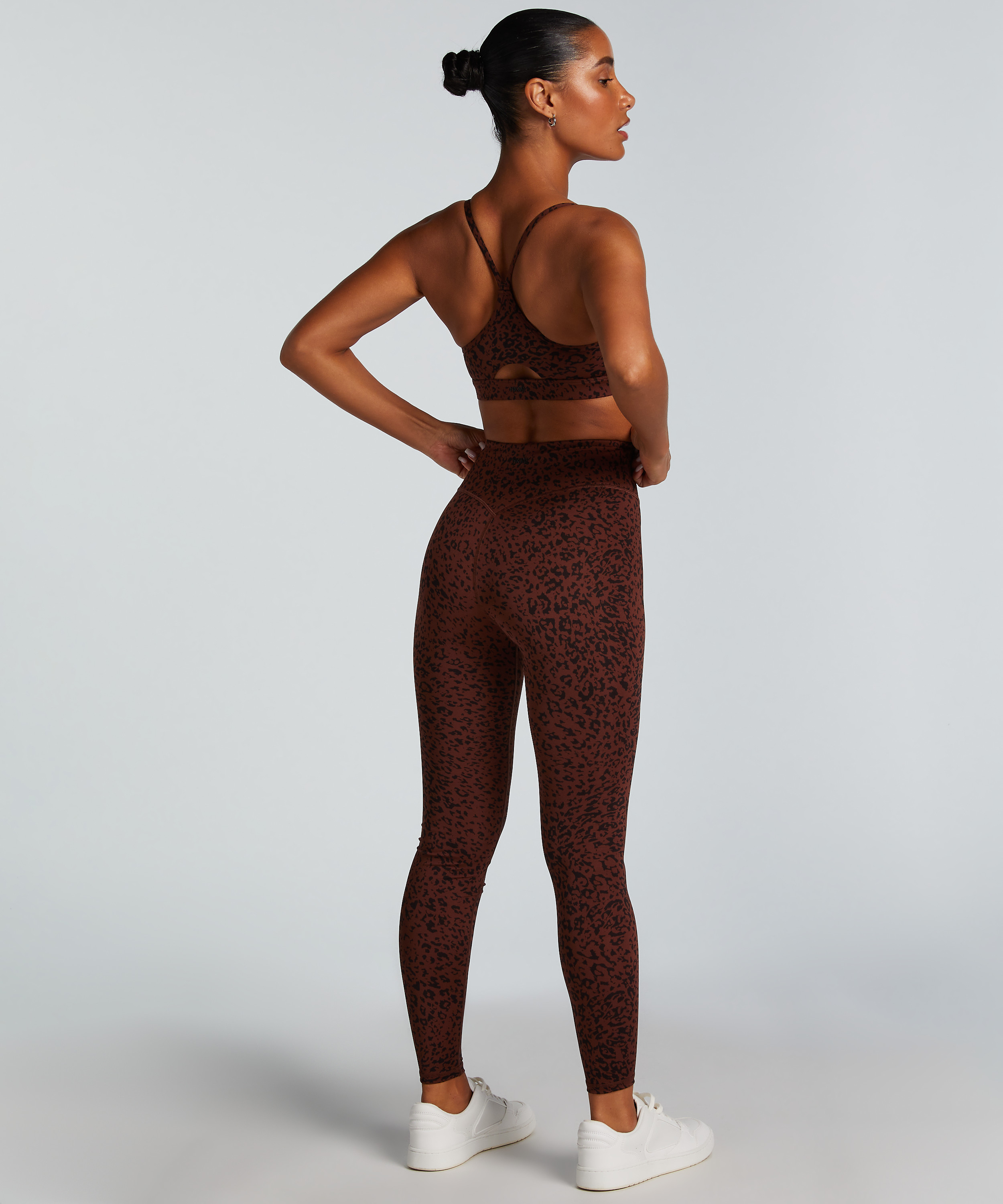 HKMX Sports Bra Level 1, Brown, main