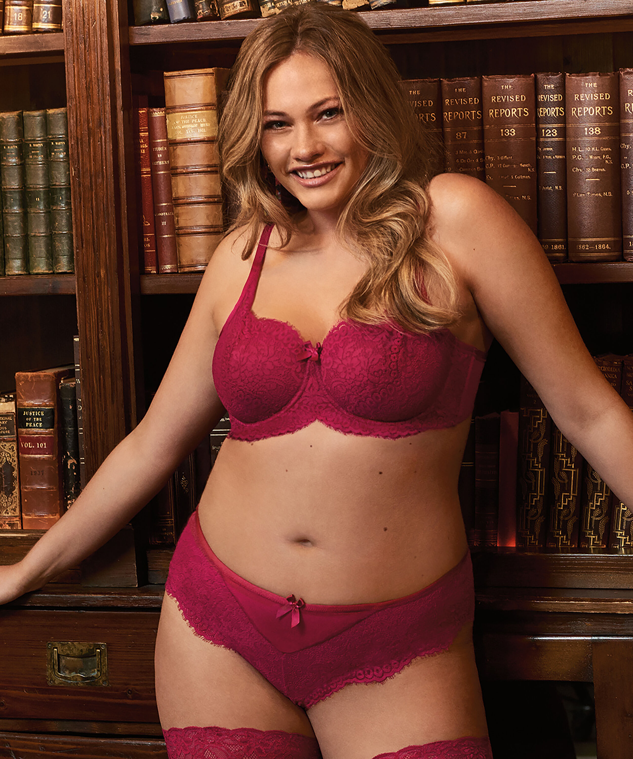 Cardi Brazilian, Pink