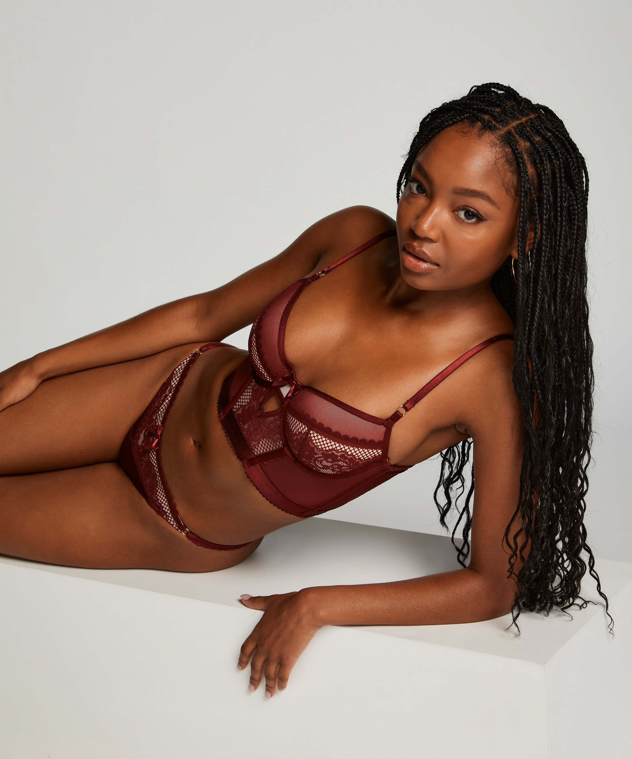 Malika padded longline underwired bra, Red, main