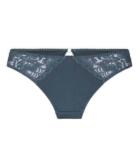 Andrea Thong, Blue