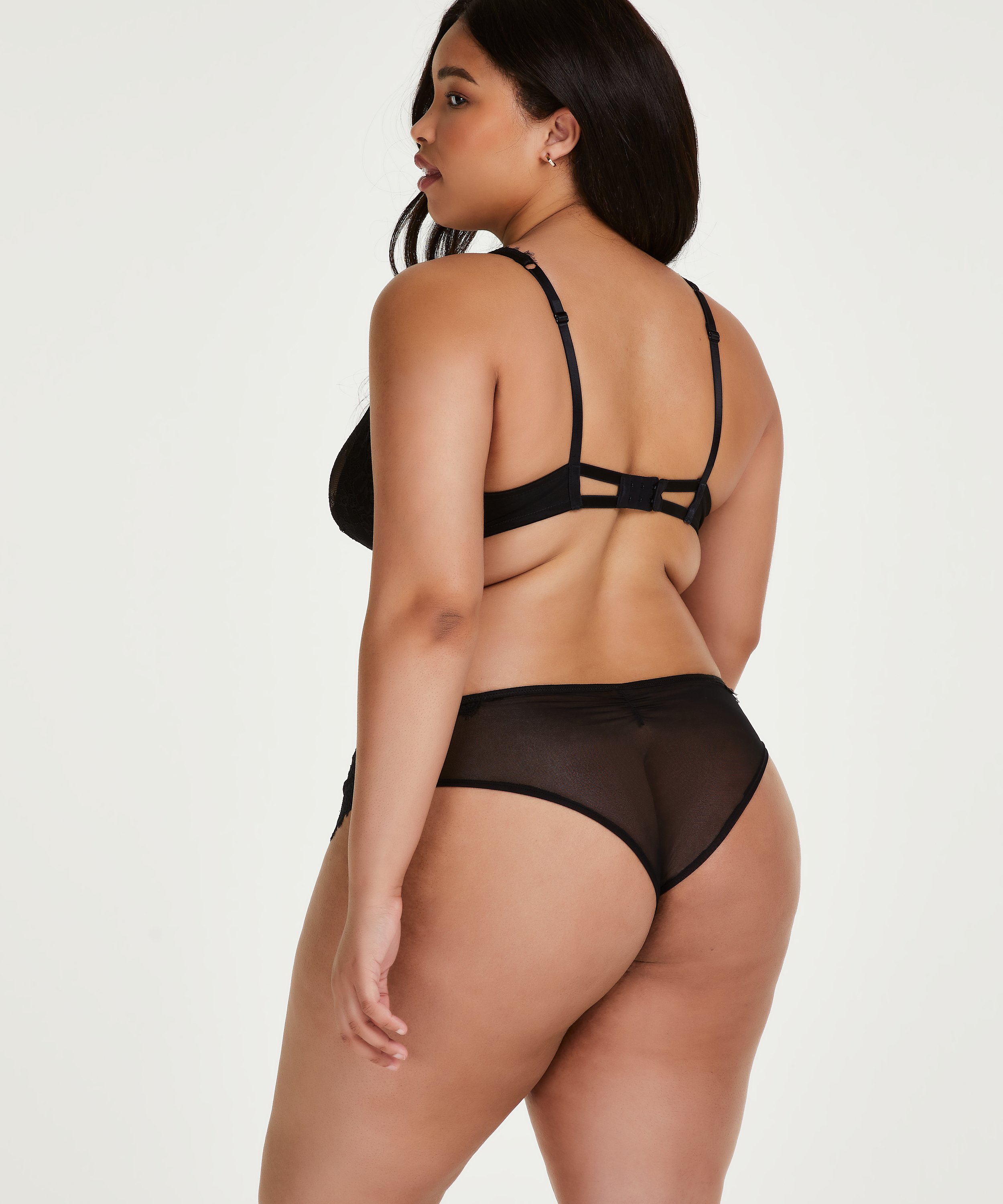 Latisha Brazilian, Black, main