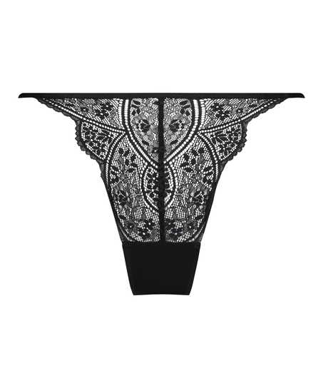 Sandra Brazilian, Black