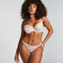 Sally Thong, Pink