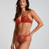 Thong Wera, Red