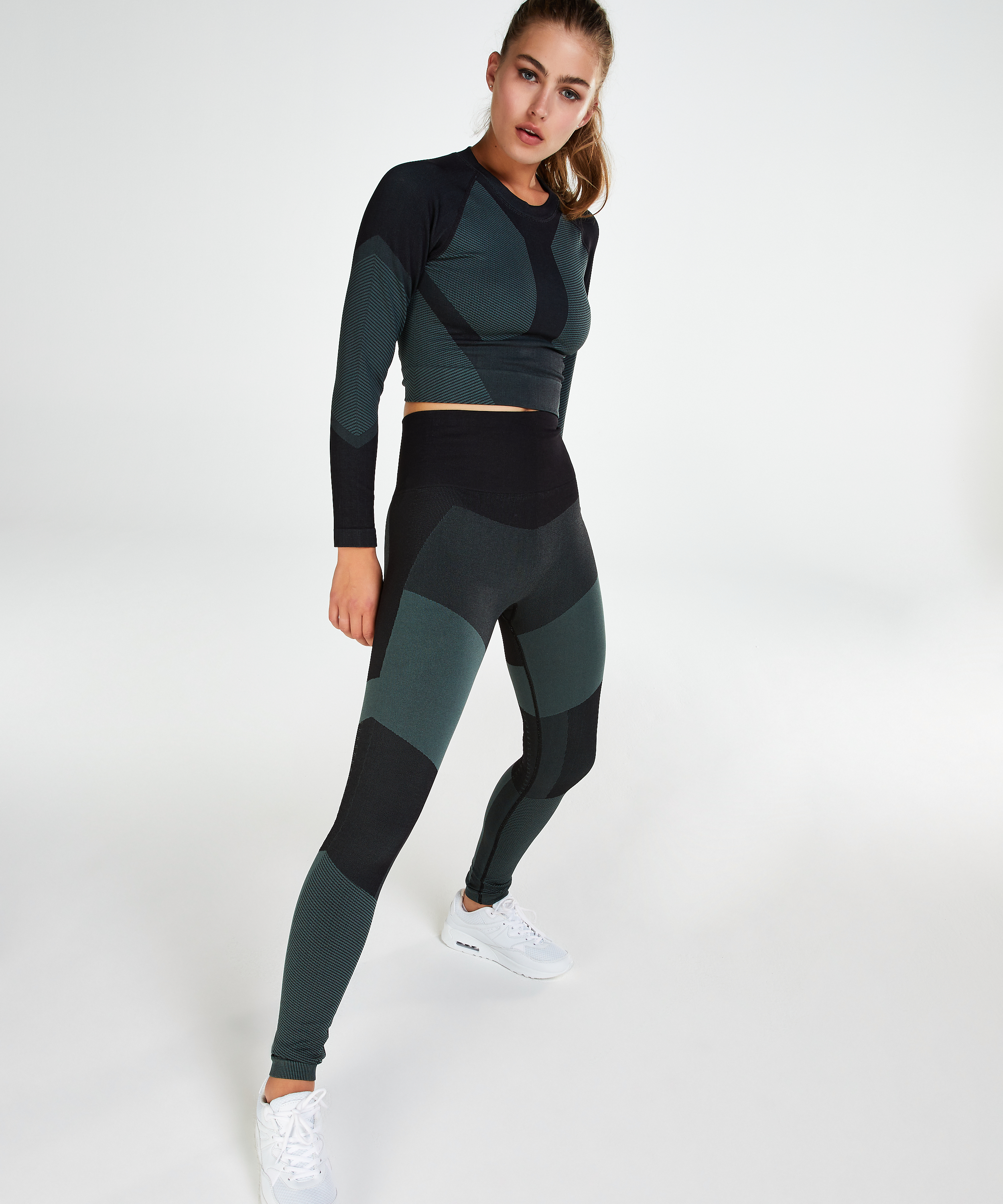 HKMX The Motion Crop Top, Green, main