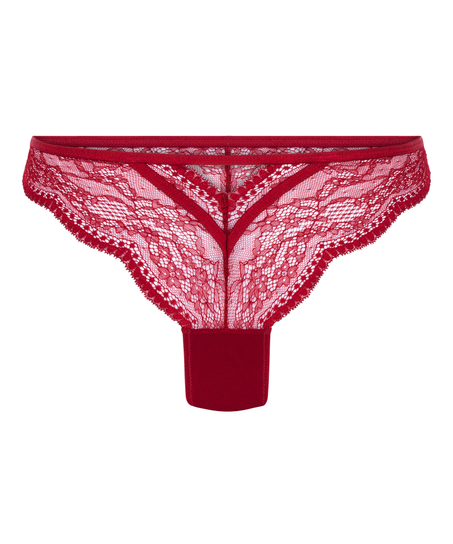 Isabelle Cheekini, Red