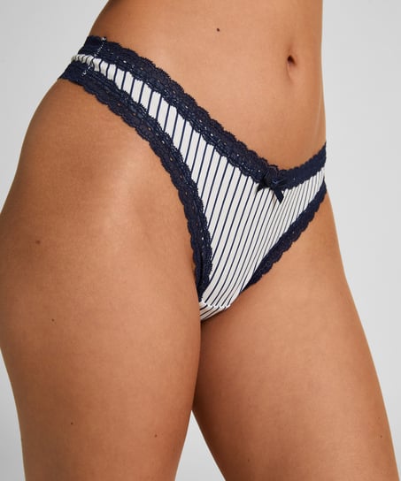 Georgia Thong, Blue
