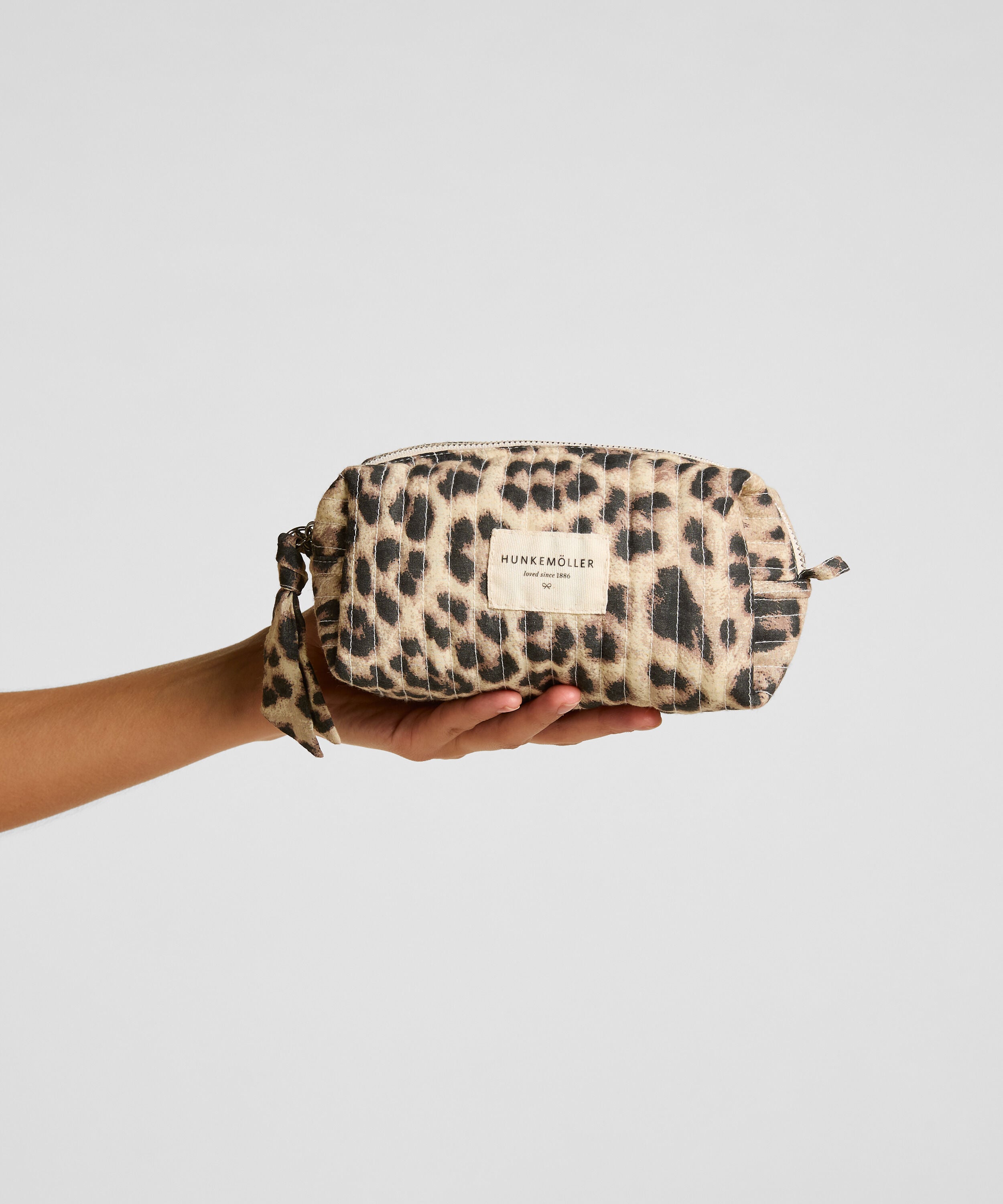 Make-Up Bag Small Leopard, Beige