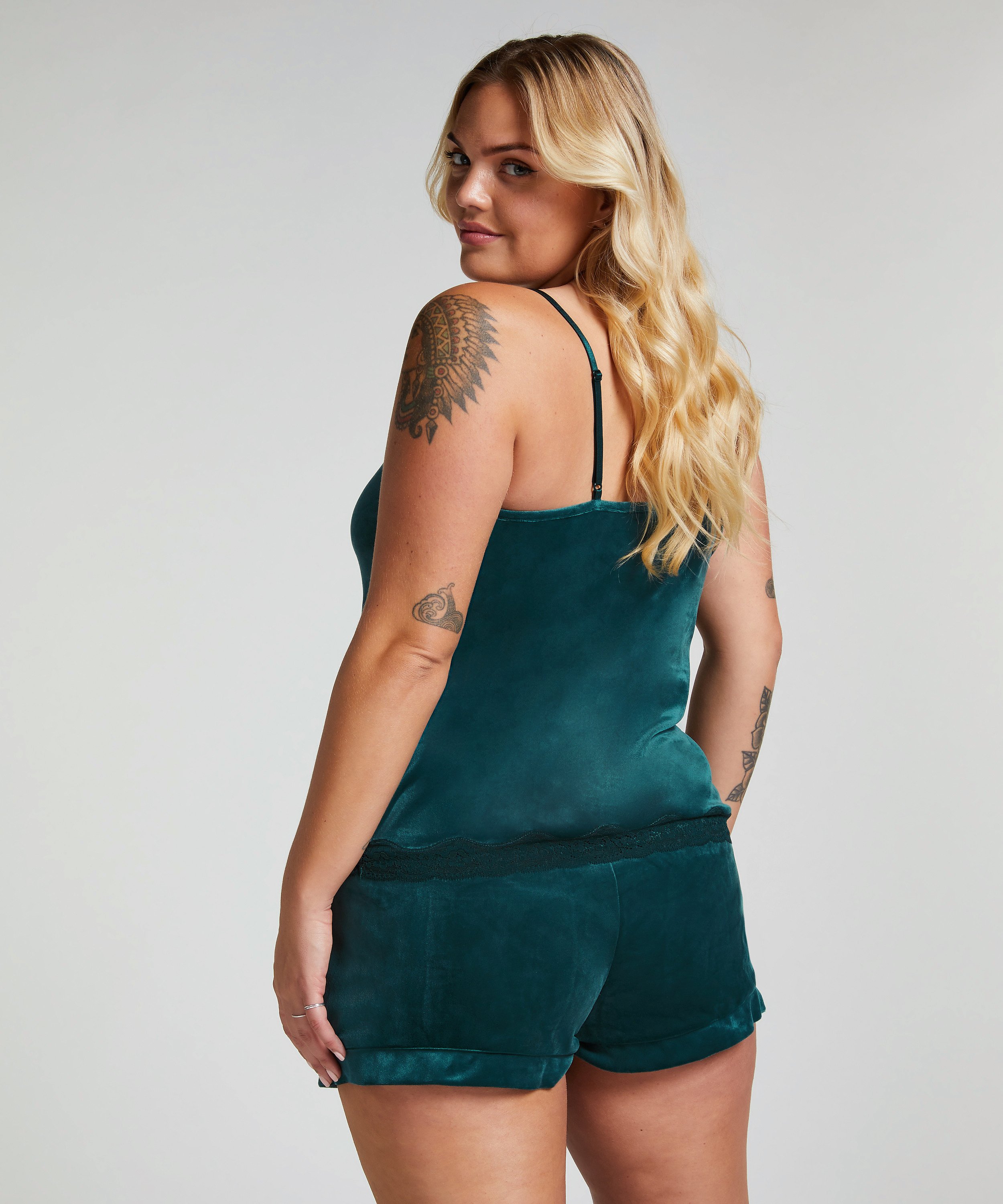 Velvet lace shorts, Green, main
