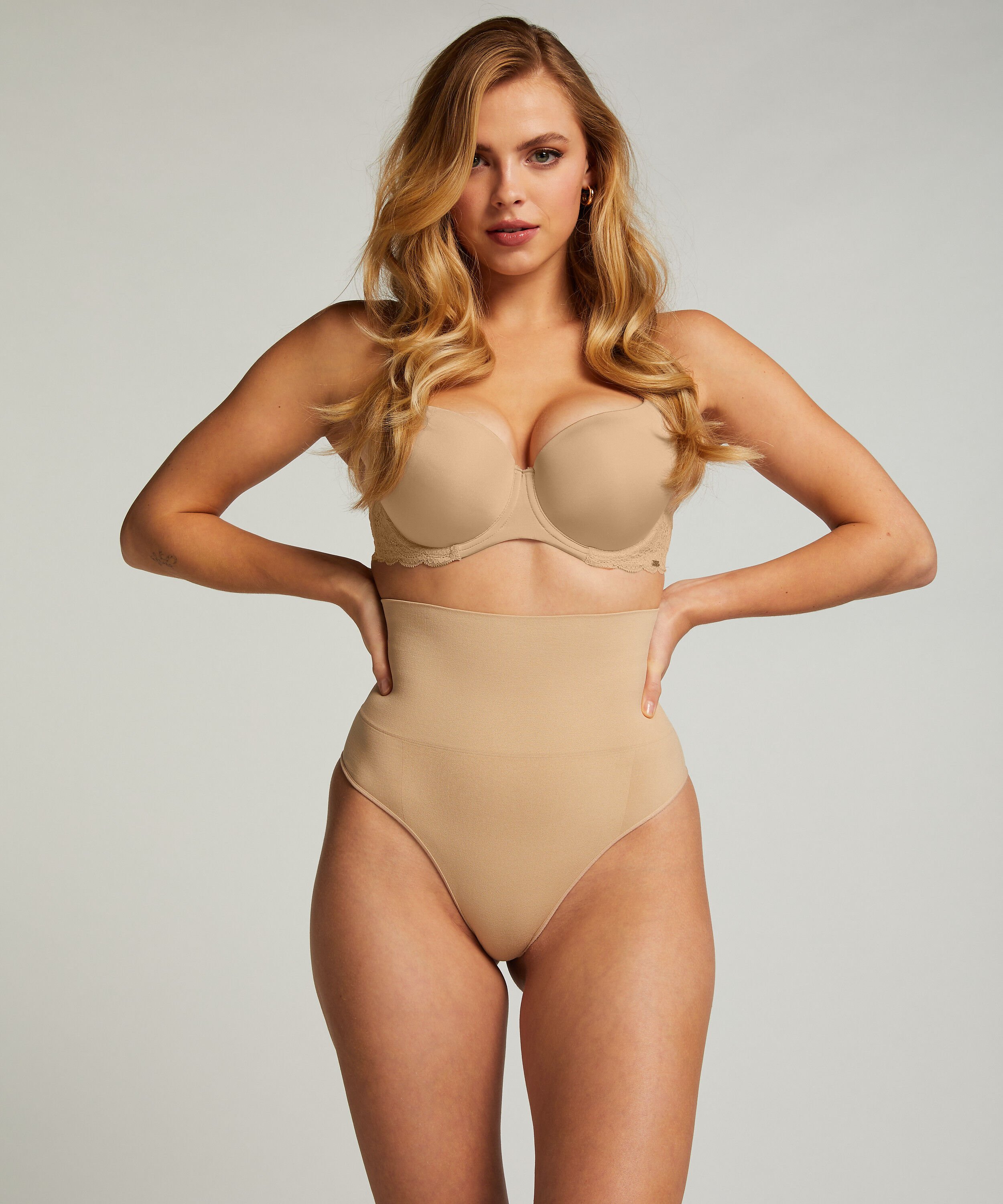 Firming high figure-control thong, Beige