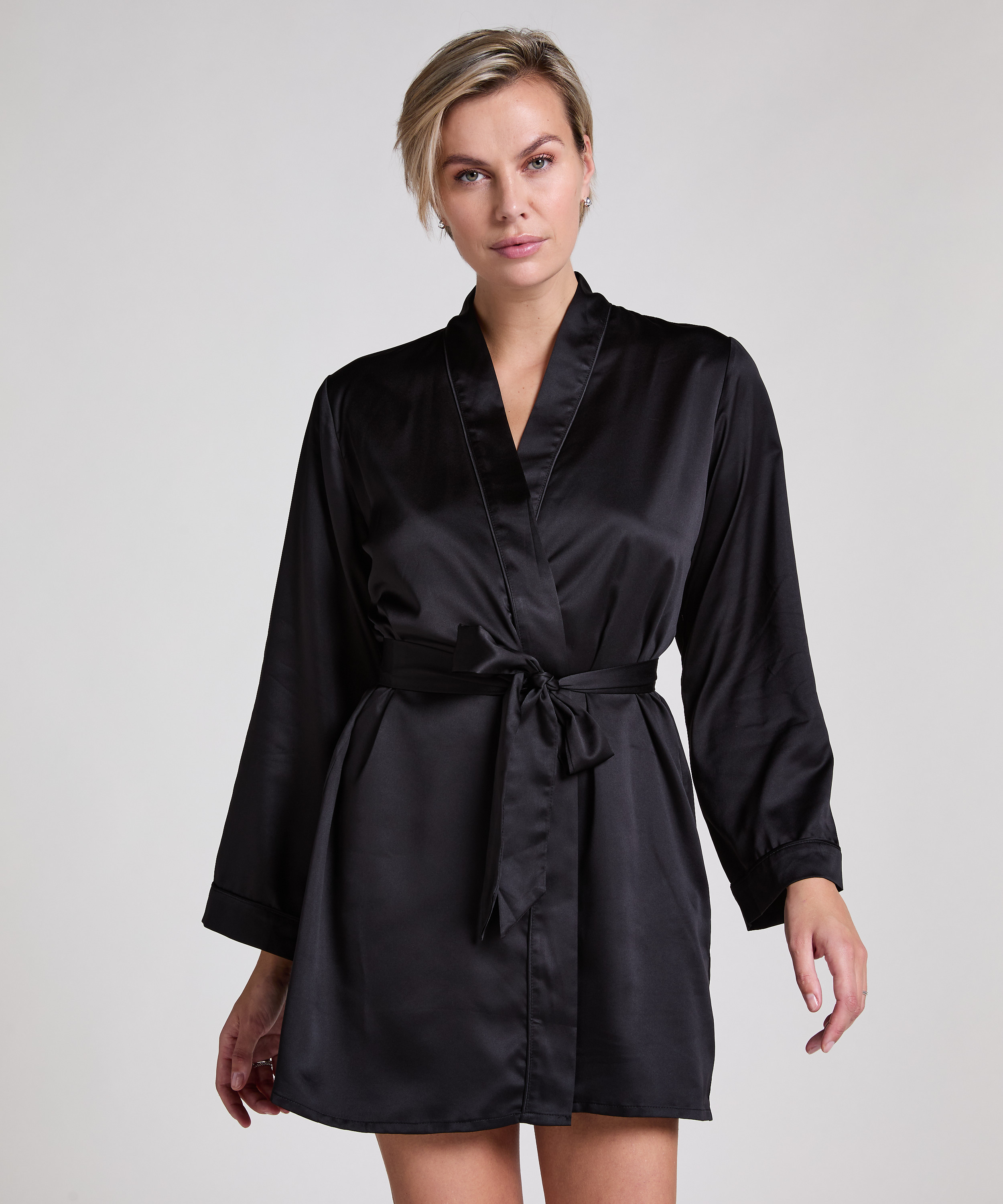 Satin kimono, Black, main