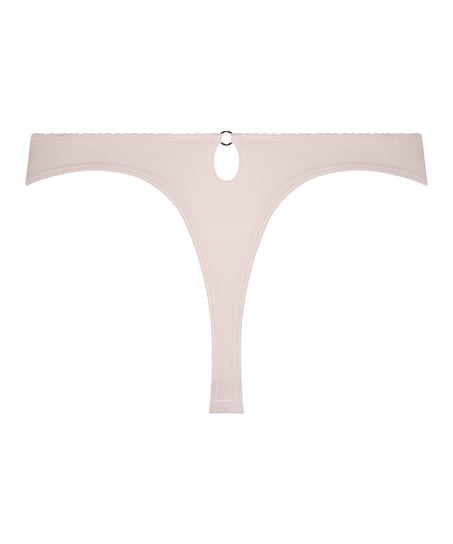 Andrea Thong, Pink