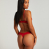 Rebecca Thong, Red