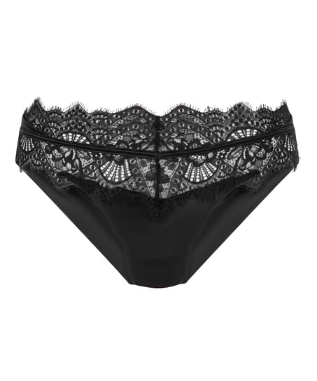 Zoe Brazilian, Black