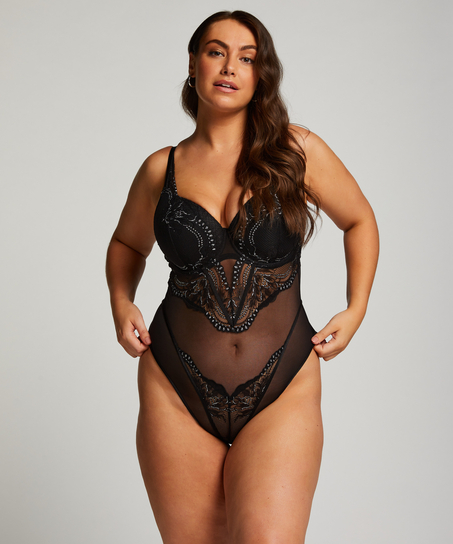 Bonnie Body, Black