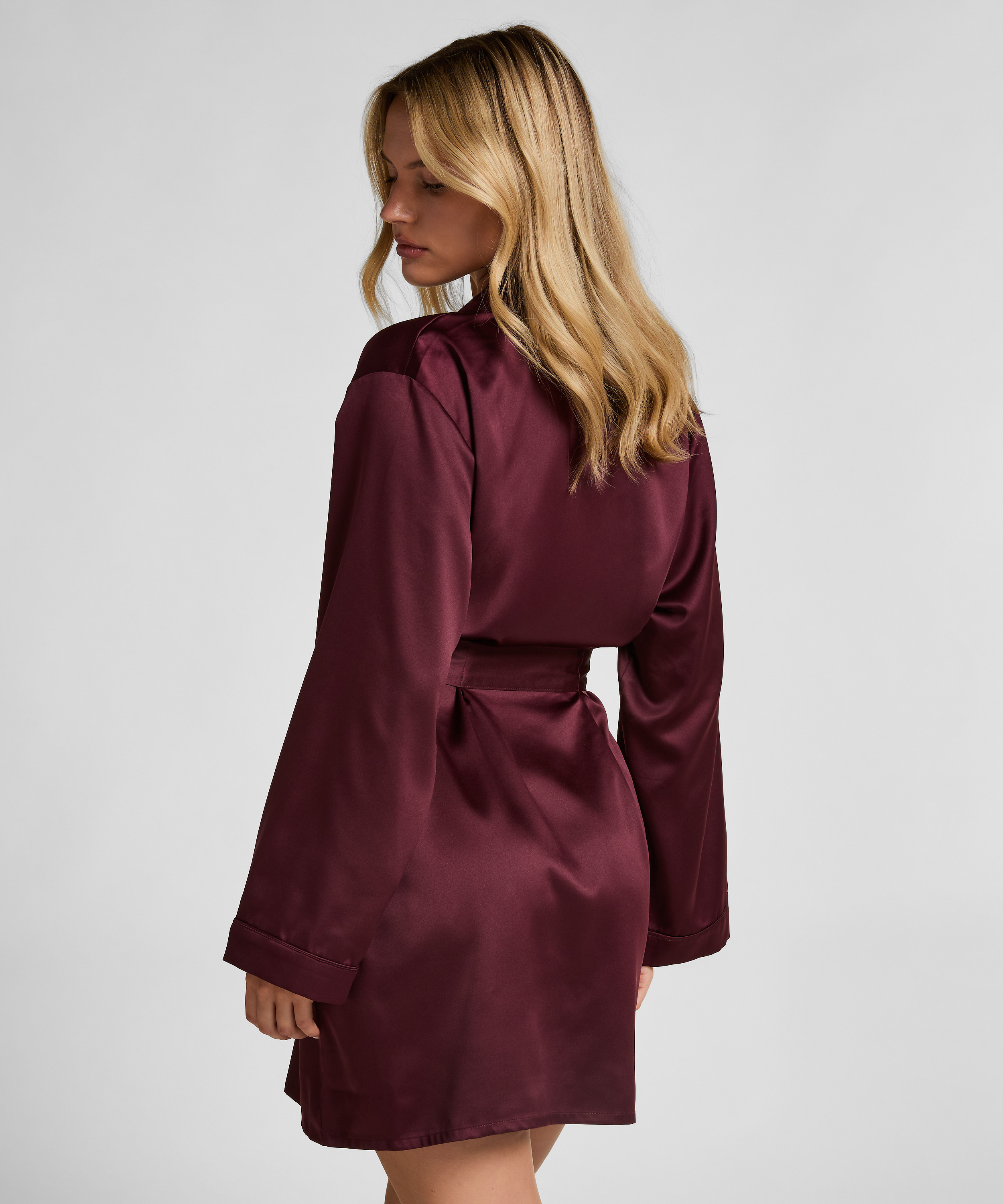 Satin Kimono, Red, main