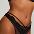 Pippa Thong, Black