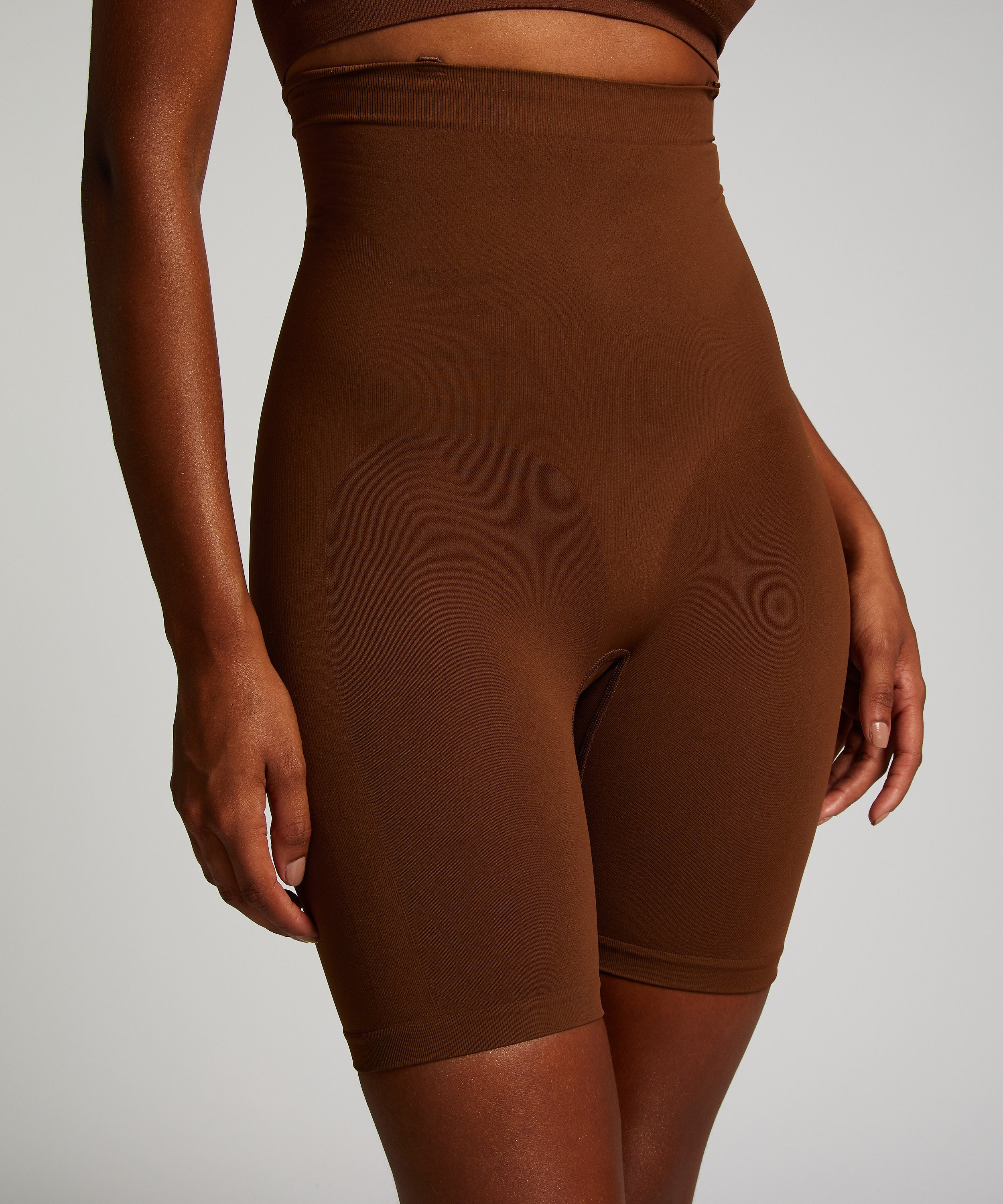 Seamless Enhancing Thigh Slimmer, Brown, main