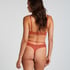 Thong Wera, Red