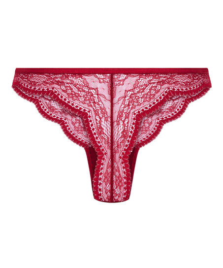 Isabelle Cheekini, Red