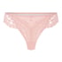 Daisy Thong, Pink